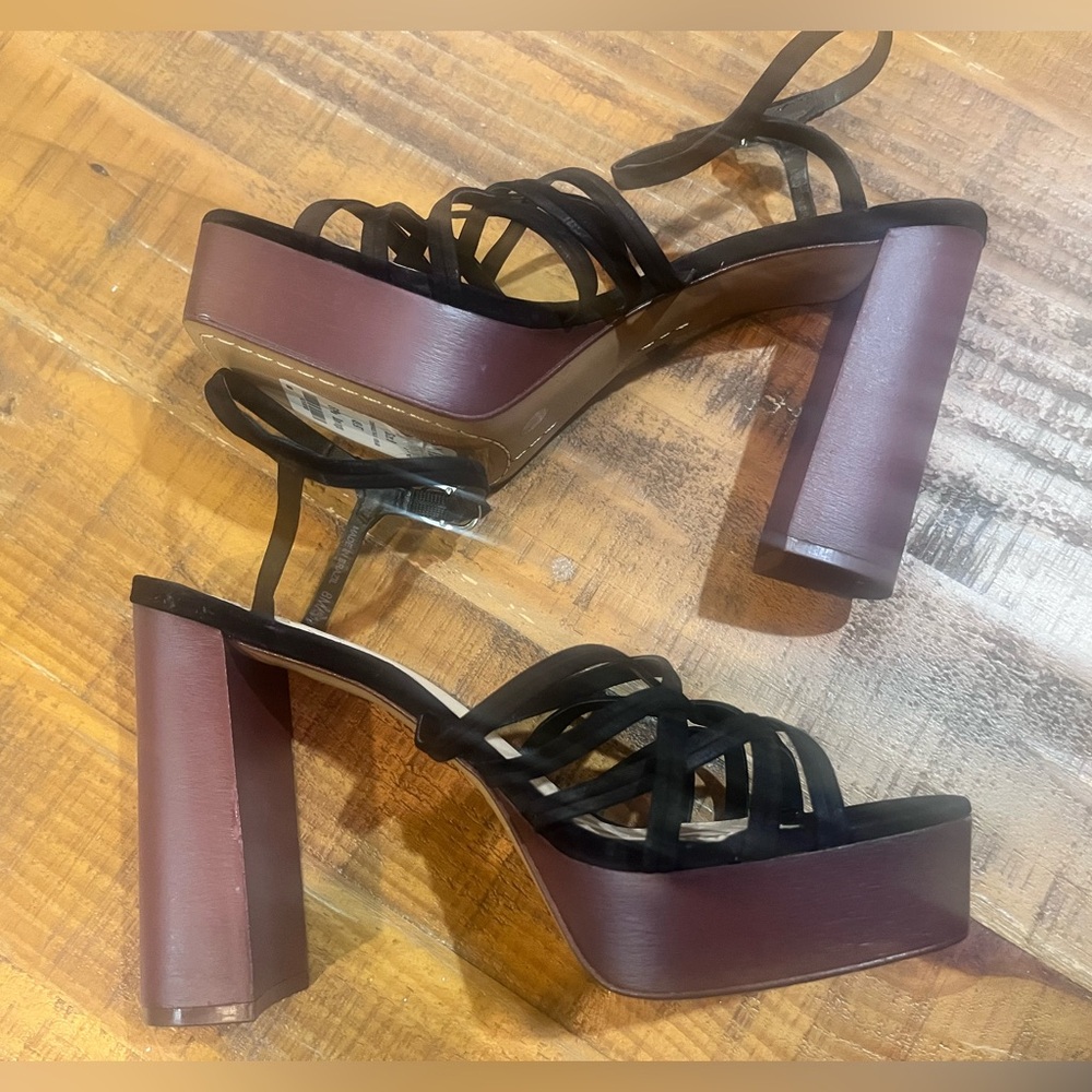 Vince Camuto Woven Larriss Platform Sandal - Picture 3 of 4